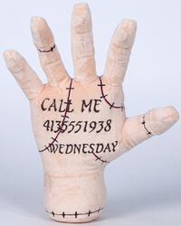 Thing - Call Me, Wednesday, Pluchen figuur
